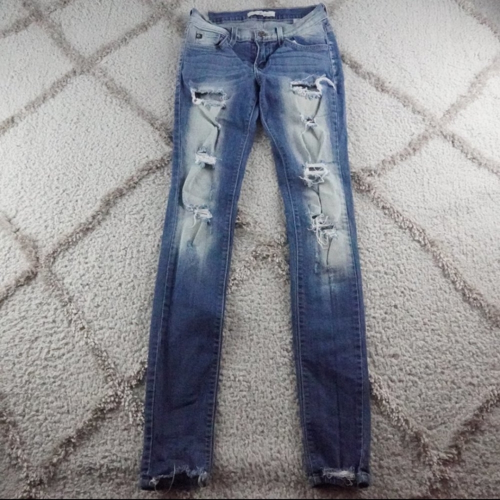 KanCan low rise skinny distressed jeans